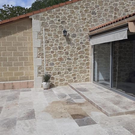 B&B Gite D'Ayran Saint-Quentin-la-Poterie Zewnętrze zdjęcie